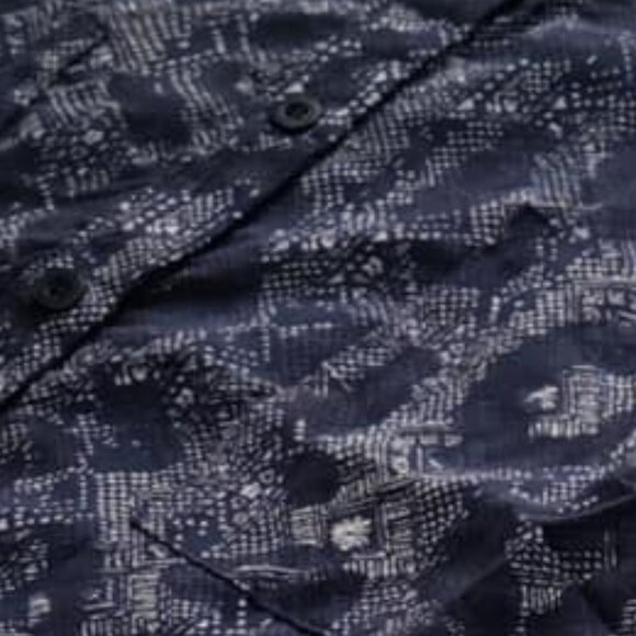 New With Tags LuLaRoe Amy Shirt Button Up Collar M | 8-10 - Picture 2 of 2